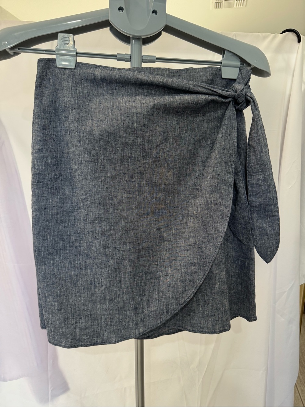 Ann Taylor Chambray Linen-Blend Blazer & Wrap Skirt Set - Picture 3 of 5